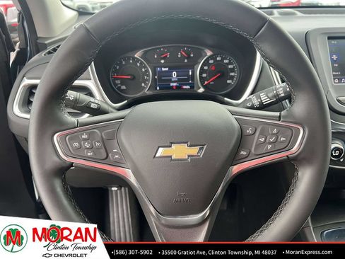 Certified 2024 Chevrolet Equinox LT FWD image 12