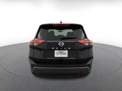 Used 2025 Nissan Rogue SV FWD image 15
