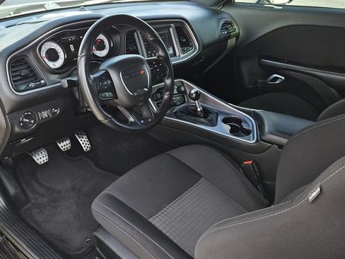 Used 2022 Dodge Challenger R/T w/ Shaker Package image 28