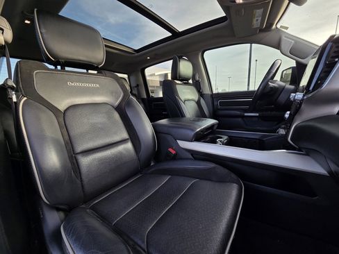 Used 2022 RAM 1500 Laramie image 29