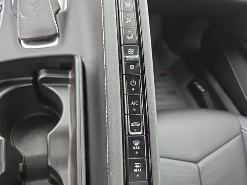 Used 2021 Chevrolet Corvette Stingray Preferred Conv w/ Battery Protection Package image 37