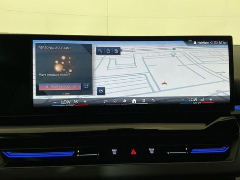 Certified 2025 BMW 530i w/ Premium Package image 11