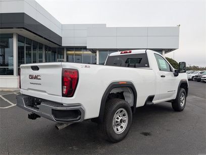 New 2025 GMC Sierra 2500 Pro w/ Convenience Package
