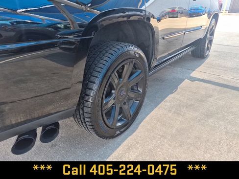 Used 2018 Cadillac Escalade Platinum AWD/4WD image 14