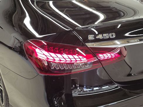 Used 2022 Mercedes-Benz E 450 E 450 4MATIC image 44