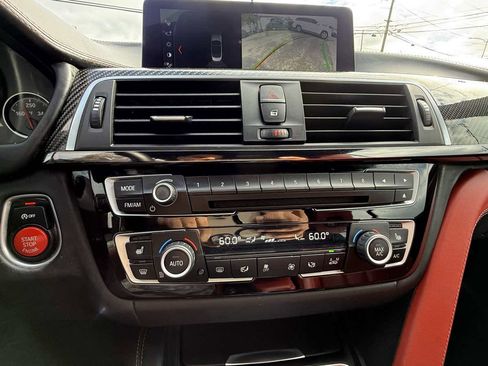 Used 2018 BMW M4 Convertible w/ Competition Package image 19