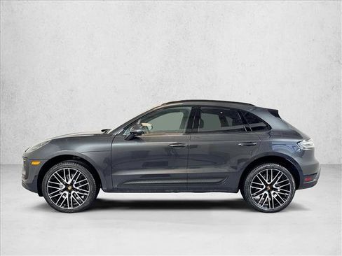 Certified 2026 Porsche Macan AWD/4WD image 2