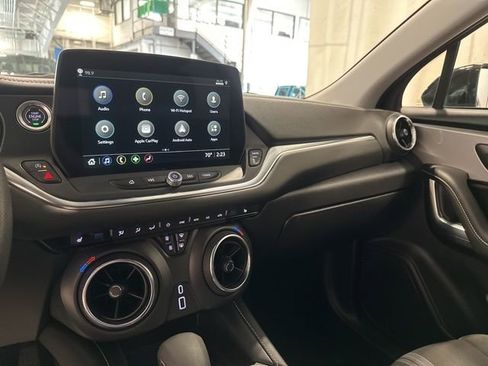 Used 2024 Chevrolet Blazer LT image 21