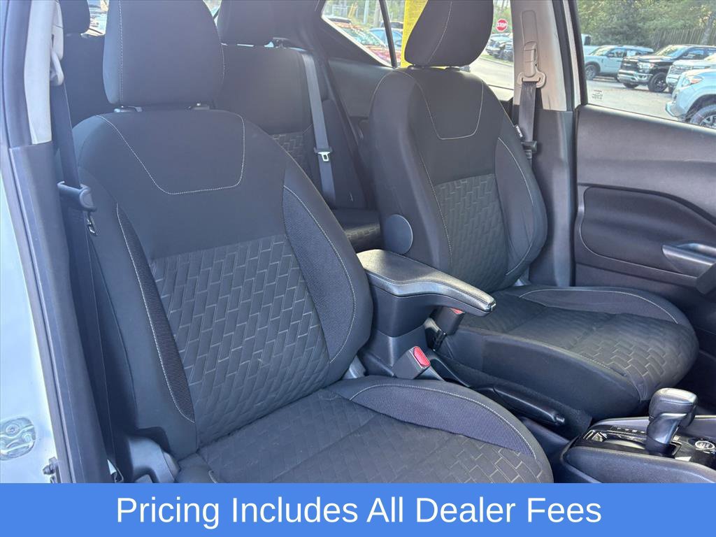 Used 2022 Nissan Kicks S w/ Interior Electronics Package FWD image 18
