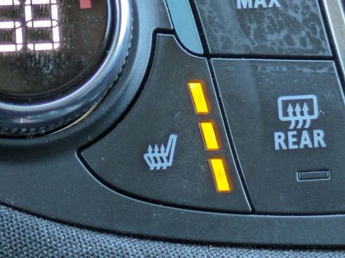 Used 2024 Chevrolet Malibu LT image 23