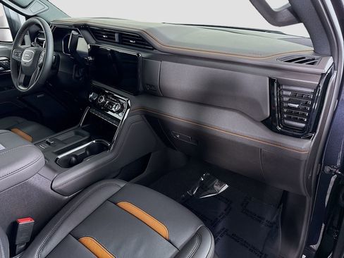New 2026 GMC Sierra 2500 AT4 w/ AT4 Preferred Package image 31