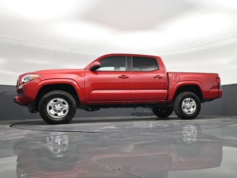 Used 2022 Toyota Tacoma SR w/ SR Convenience Package RWD image 35