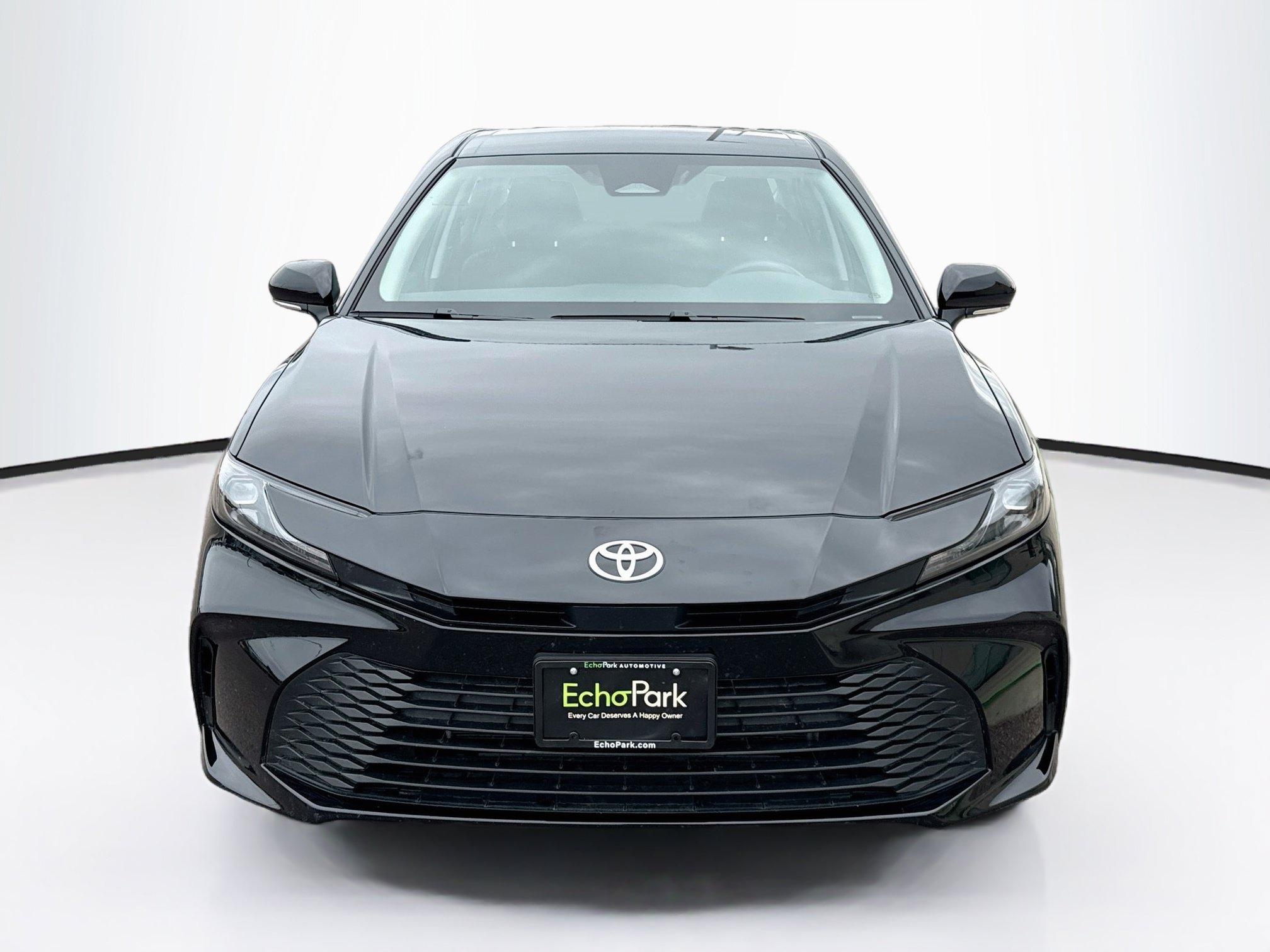 Used 2026 Toyota Camry LE FWD image 2