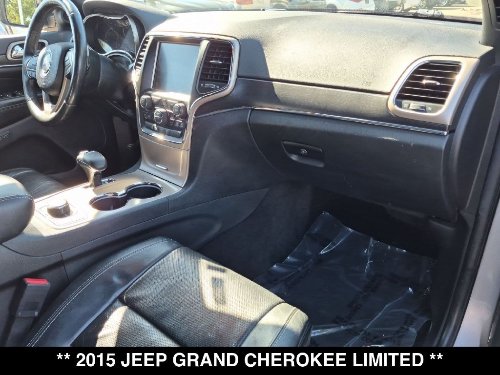 Used 2015 Jeep Grand Cherokee Limited w/ Luxury Group II AWD/4WD image 33