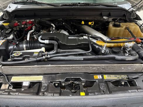 Used 2011 Ford F550 2WD Regular Cab Super Duty w/ Payload Upgrade Pkg image 43