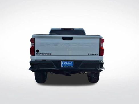 New 2026 Chevrolet Silverado 2500 Custom w/ Custom Value Package AWD/4WD image 4