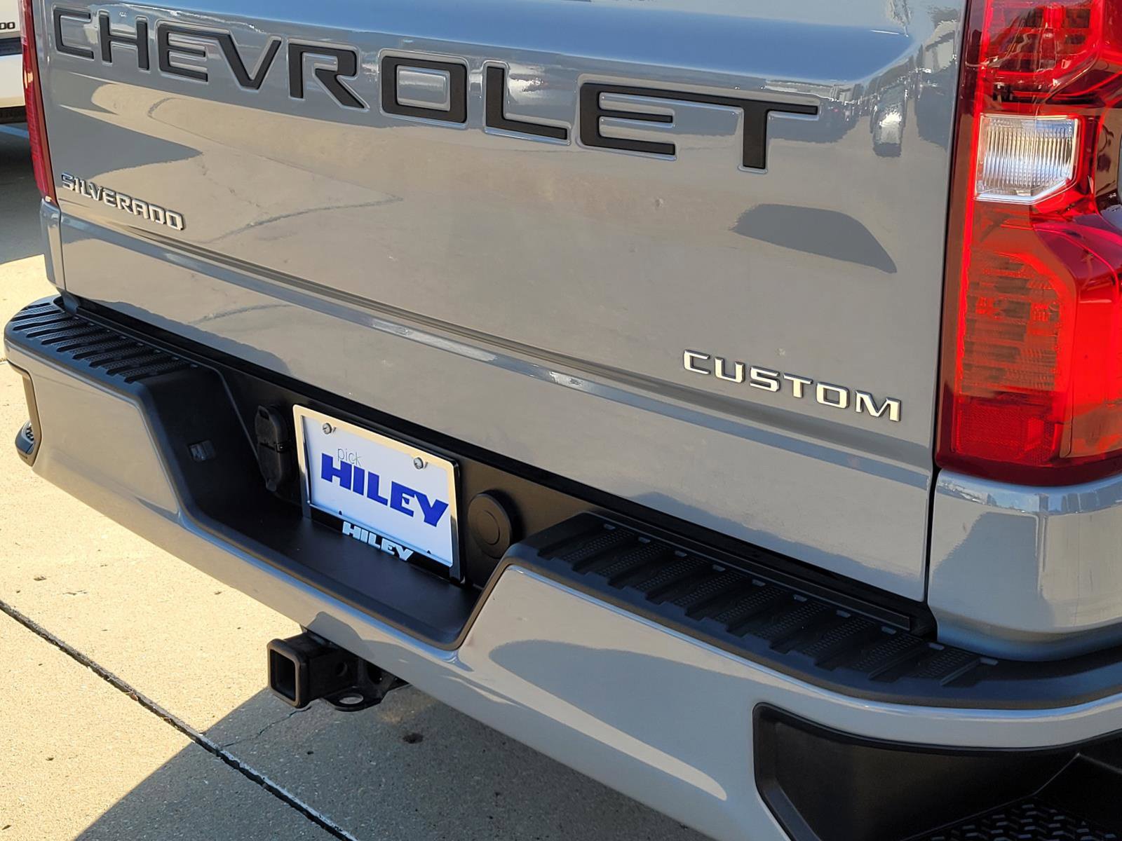 Used 2024 Chevrolet Silverado 1500 Custom AWD/4WD image 5