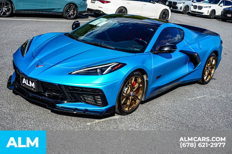 Used 2021 Chevrolet Corvette Stingray Coupe w/ Engine Appearance Package RWD image 20