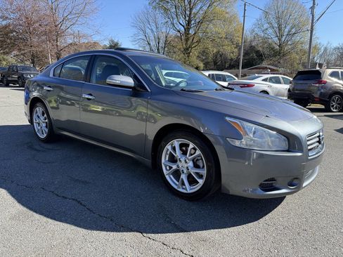 Used 2014 Nissan Maxima 3.5 SV image 3