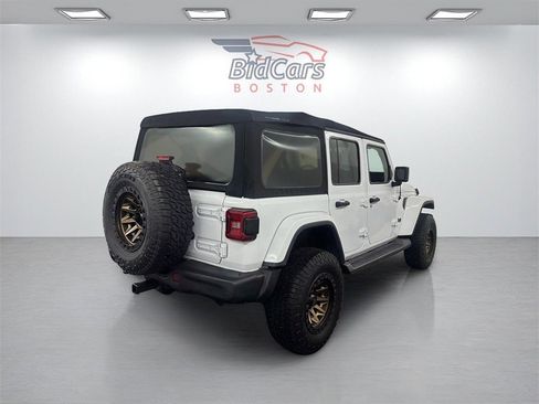 Used 2019 Jeep Wrangler Unlimited Sahara w/ Dual Top Group image 4
