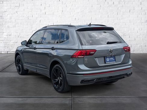 Certified 2023 Volkswagen Tiguan SE R-Line FWD image 5