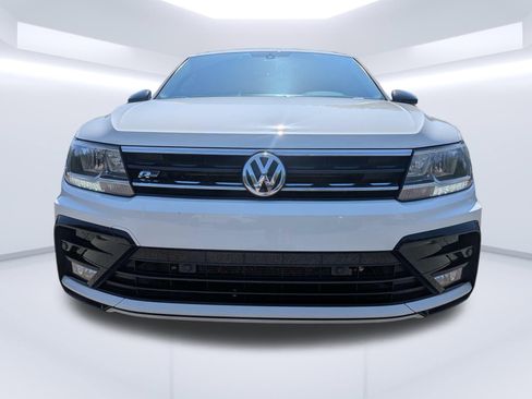 Used 2019 Volkswagen Tiguan SEL R-Line AWD/4WD image 7
