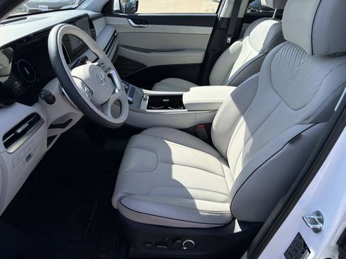 Used 2025 Hyundai Palisade Calligraphy FWD image 22