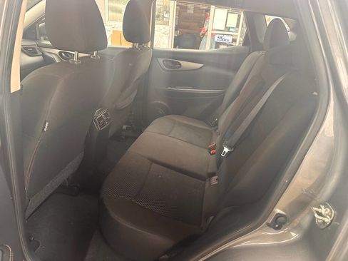 Used 2018 Nissan Rogue Sport S w/ S Appearance Package FWD image 14