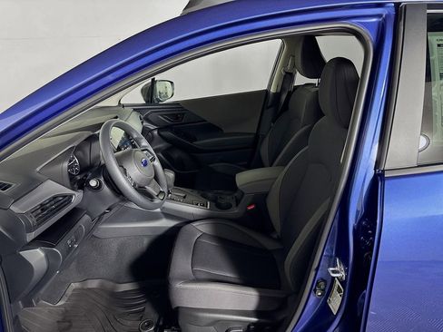 Used 2025 Subaru Crosstrek 2.0i Premium image 12
