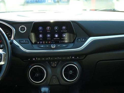 Used 2020 Chevrolet Blazer LT w/ Sound & Technology Package AWD/4WD image 38