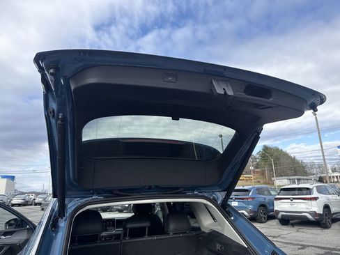 New 2026 Volkswagen Tiguan SE AWD/4WD image 42