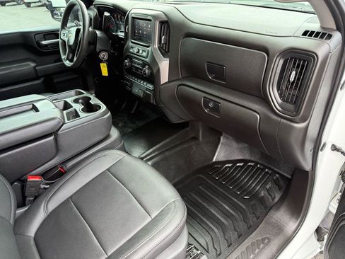 Used 2021 Chevrolet Silverado 2500 W/T w/ WT Convenience Package AWD/4WD image 16