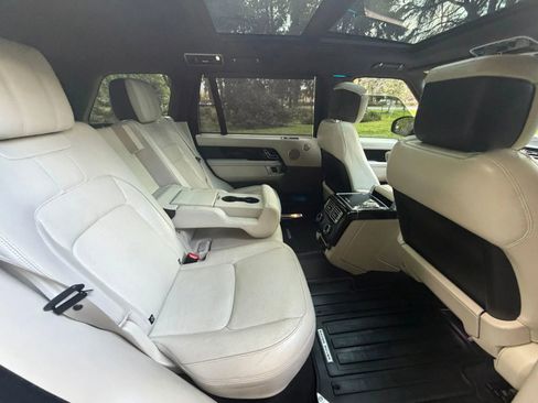 Used 2018 Land Rover Range Rover Long Wheelbase Supercharged image 11