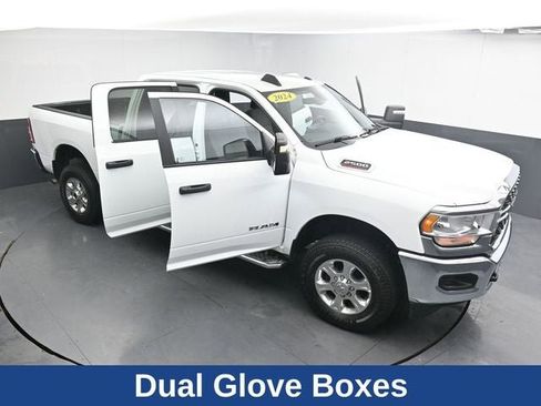 Used 2024 RAM 2500 Big Horn image 35