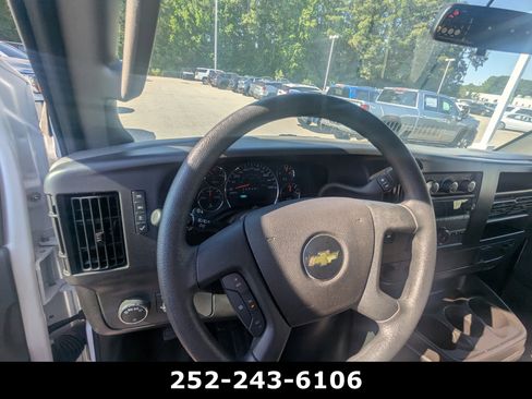Used 2025 Chevrolet Express 2500 w/ Driver Convenience Package RWD image 10