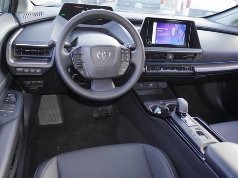 Certified 2025 Toyota Prius XLE image 23