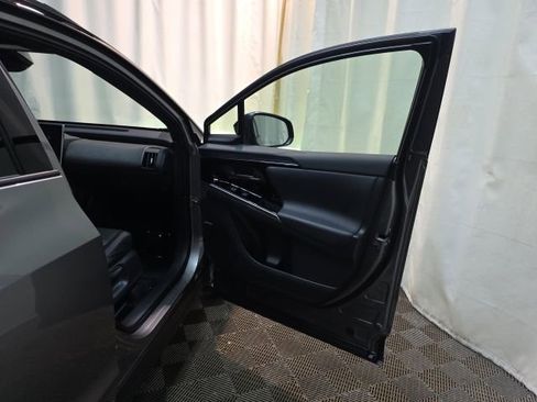 Certified 2023 Subaru Solterra AWD image 34