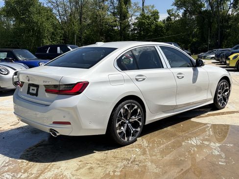 New 2026 BMW 330i xDrive Sedan w/ Premium Package AWD/4WD image 6