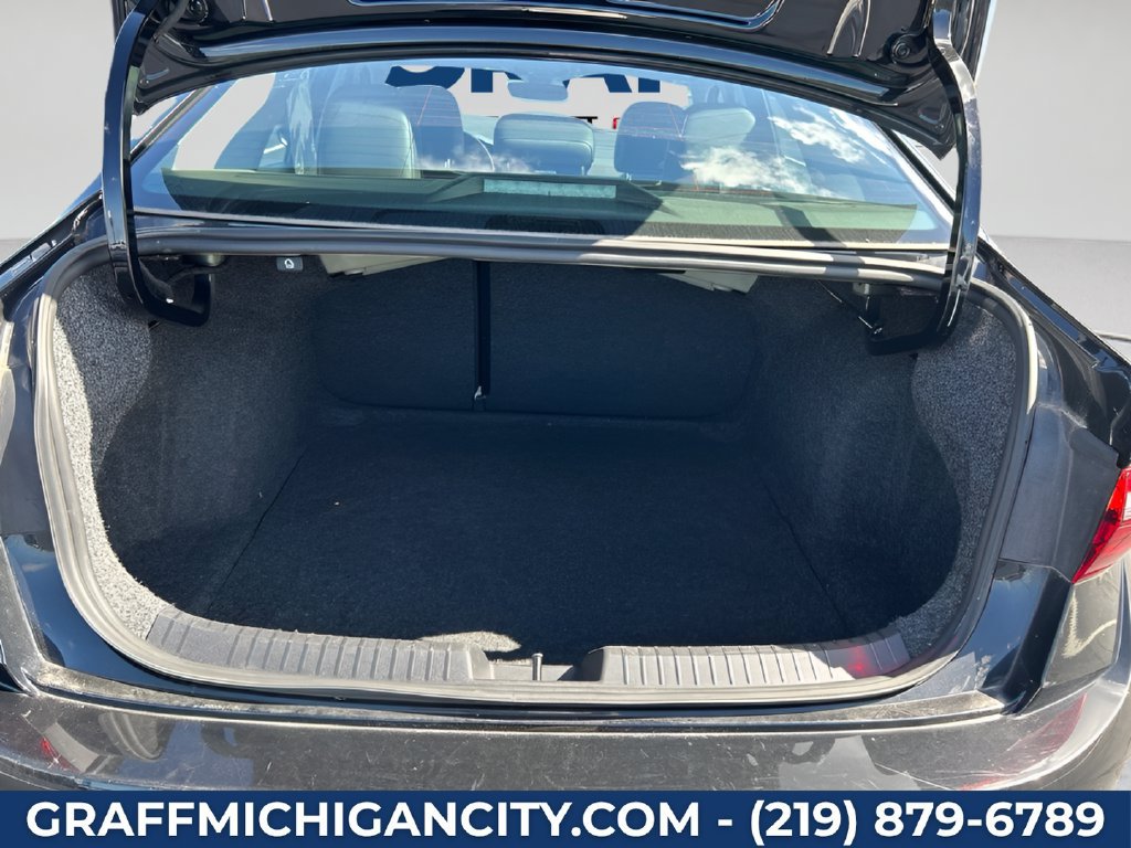 Used 2024 Volkswagen Jetta SE FWD image 27