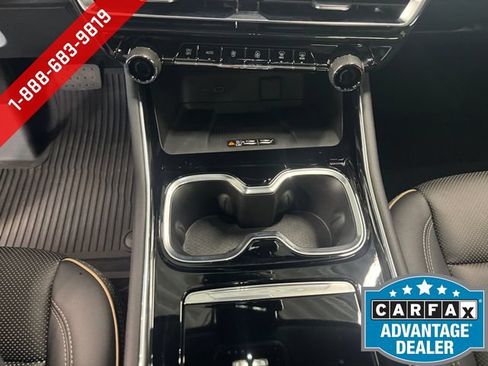 Used 2026 Chevrolet Traverse High Country w/ LPO, Floor Liner Package AWD/4WD image 17