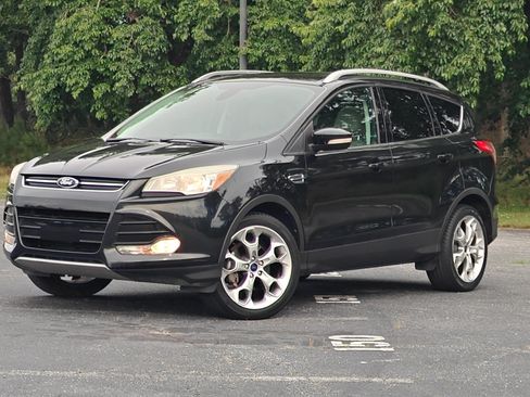 Used 2014 Ford Escape Titanium FWD image 2