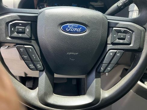 Used 2022 Ford E-350 and Econoline 350 Super Duty RWD image 15
