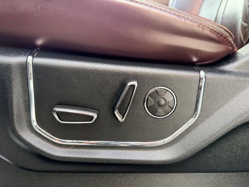 Used 2017 Ford F250 Platinum w/ Platinum Ultimate Package image 24