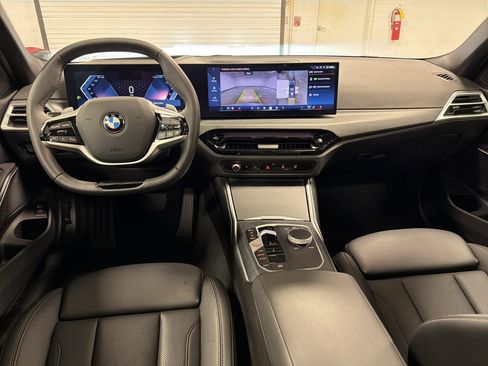 Certified 2025 BMW 330i Sedan RWD image 17