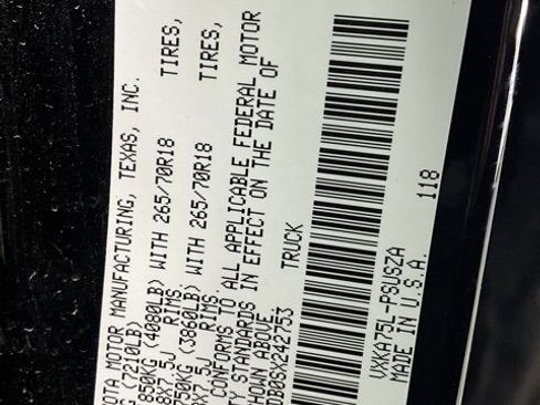 Used 2025 Toyota Tundra SR5 image 30