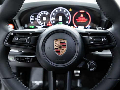 New 2026 Porsche Cayenne S image 14