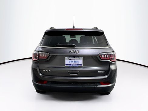 Used 2022 Jeep Compass Latitude AWD/4WD image 6