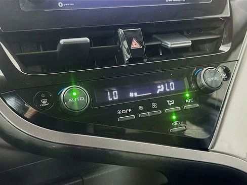 Used 2023 Toyota Camry LE image 23