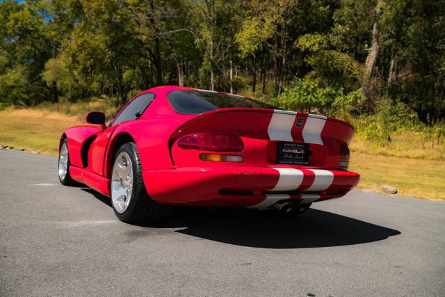 Used 2002 Dodge Viper GTS RWD image 7