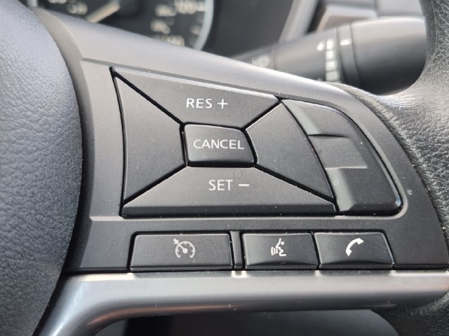Used 2025 Nissan Altima 2.5 SV AWD/4WD image 16